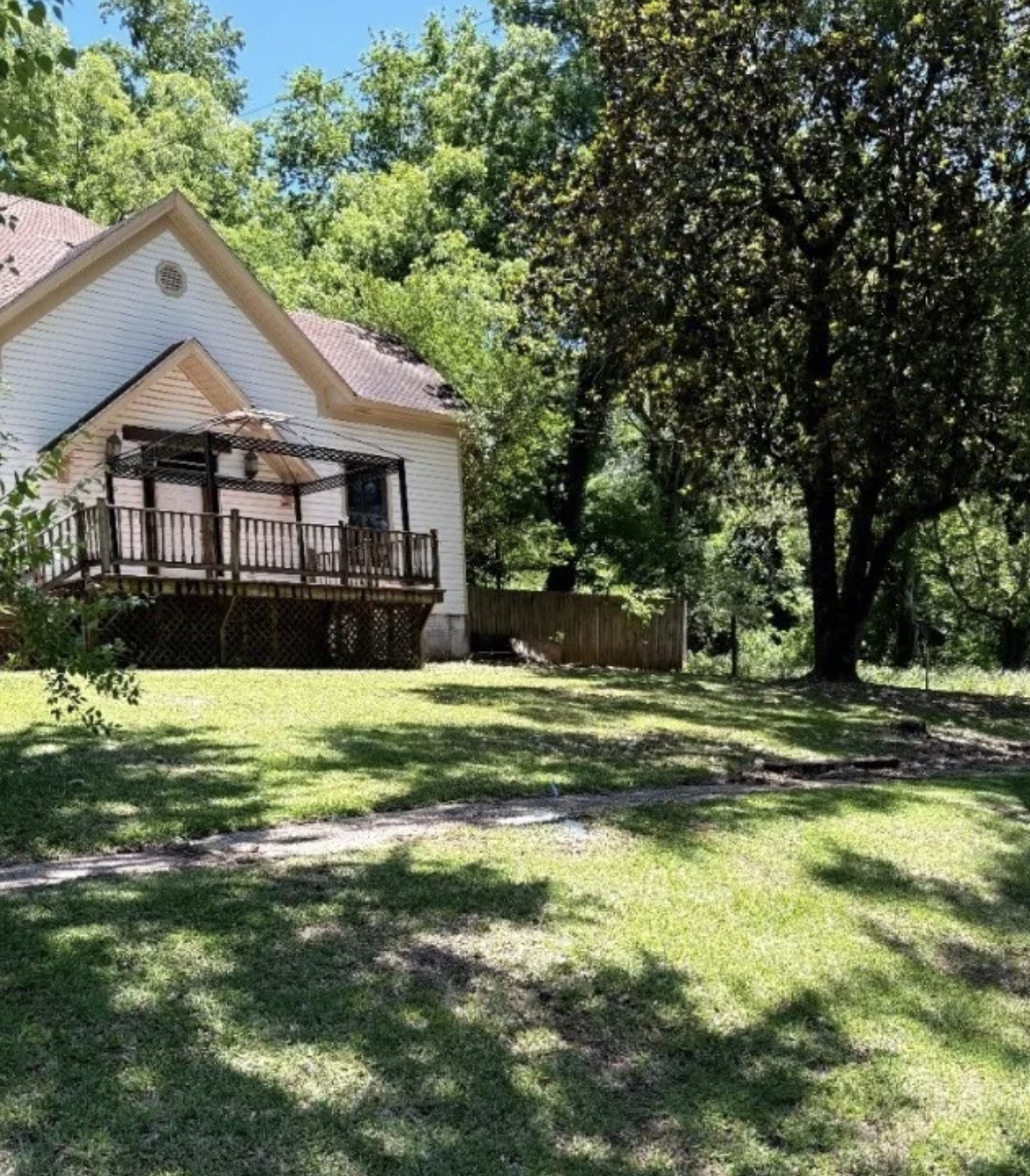 Country home with screened porch and large yard